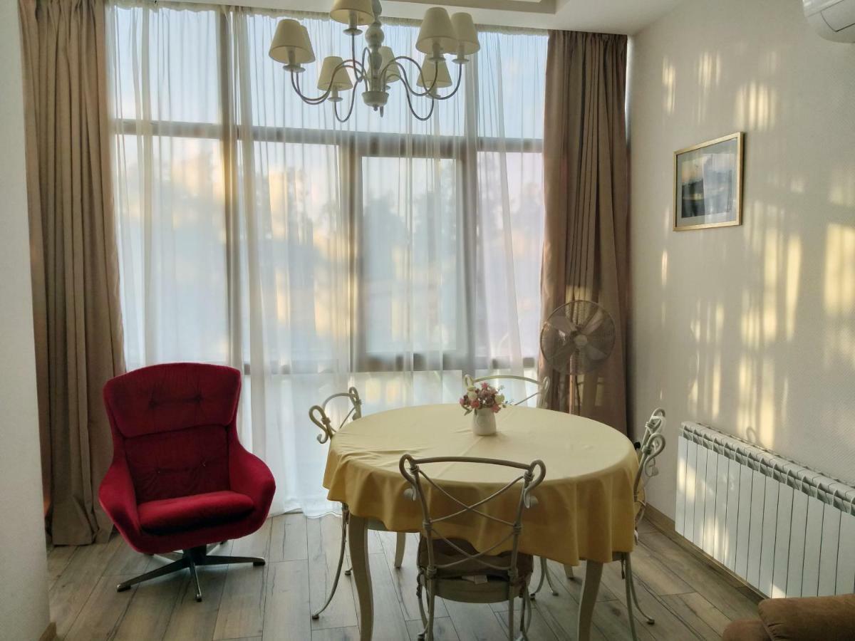באטומי Boulevard Apartment מראה חיצוני תמונה